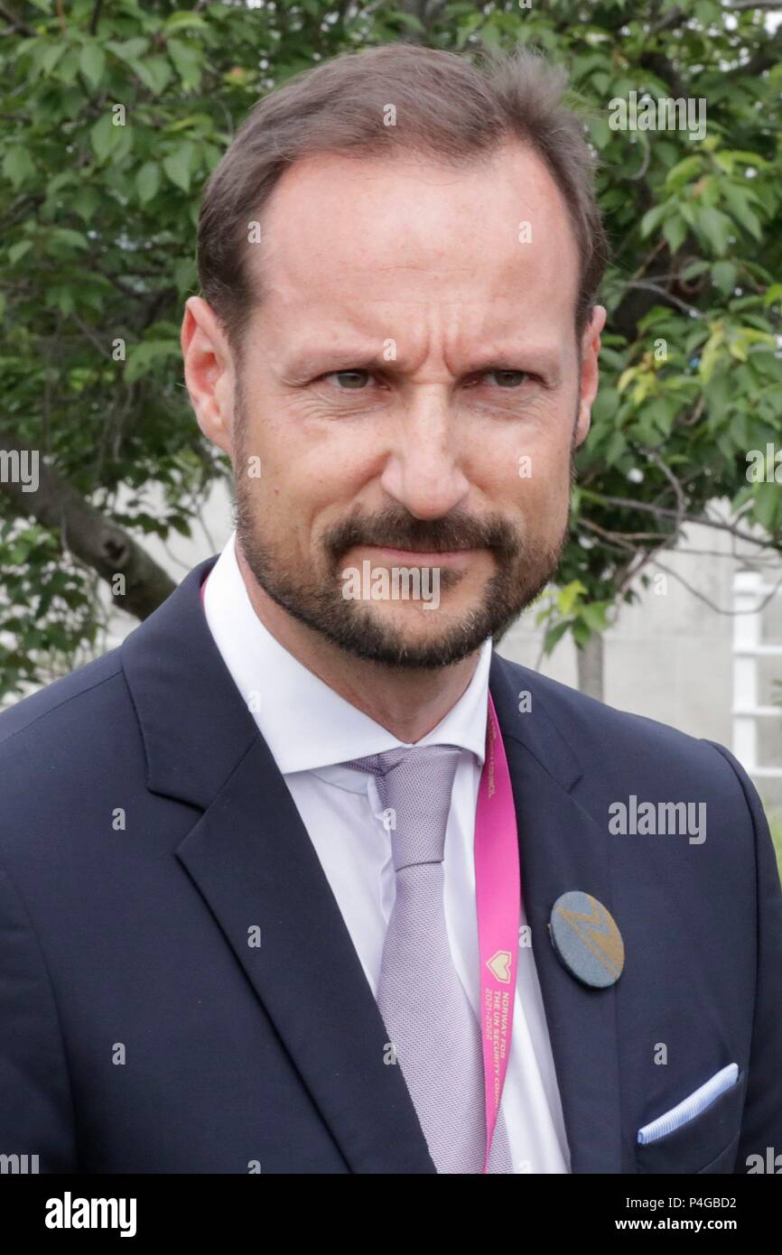 United Nations, New York, USA, June 22, 2018 - Haakon, Crown Prince of Norway and Ine Eriksen Soreide Norwegian Minister of Foreign Affairs During the launch of Norways campaign for an elected seat in the Security Council, term 2021-2022 today at the UN Headquarters Rose Garden in New York. Photo: Luiz Rampelotto/EuropaNewswire | usage worldwide Stock Photo