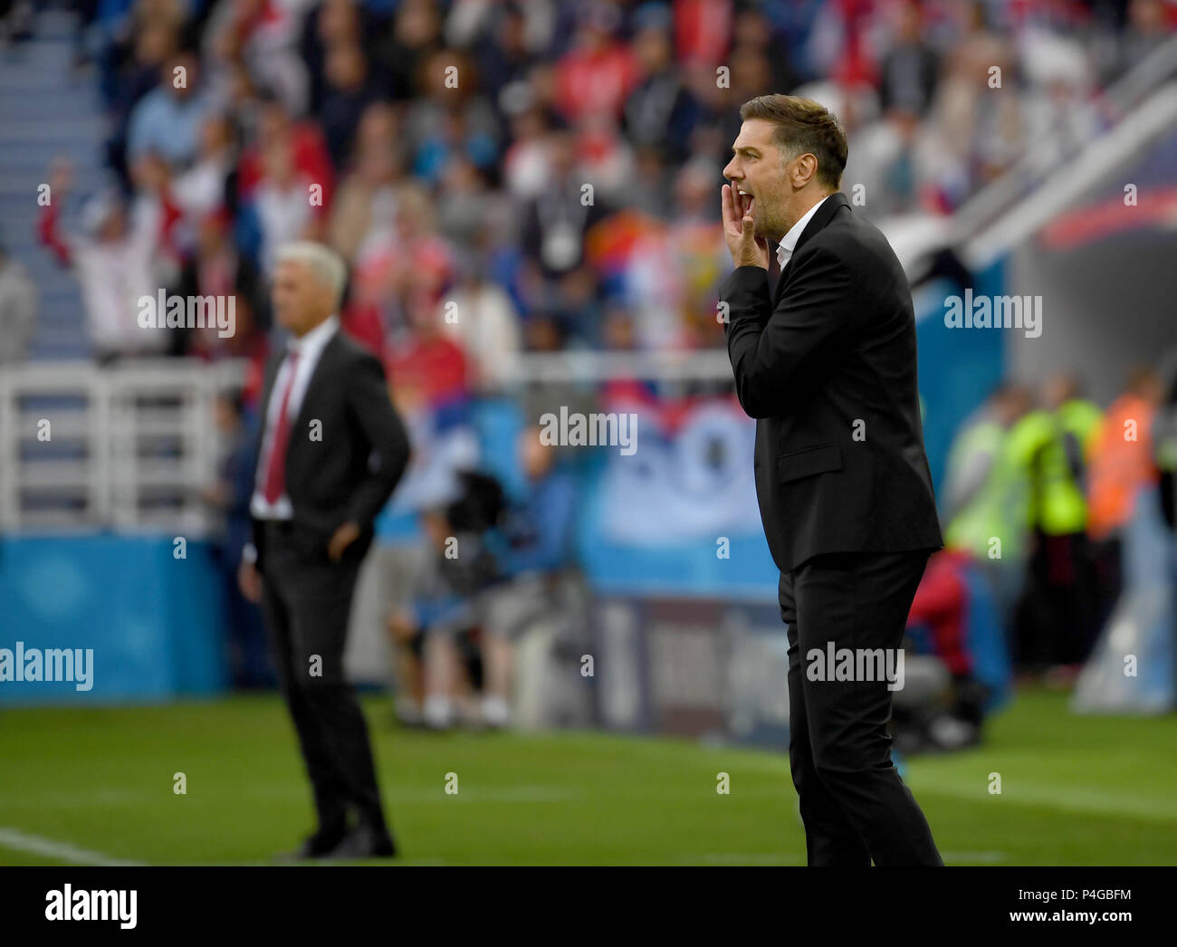 Kaliningrad, Russia. 22nd June, 2018. Serbia's head coach Mladen Krstajic gives instructions to players during the 2018 FIFA World Cup Group E match between Switzerland and Serbia in Kaliningrad, Russia, June 22, 2018. Credit: Chen Cheng/Xinhua/Alamy Live News Stock Photo