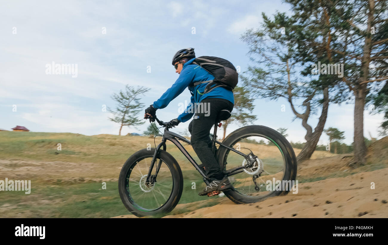 Fat tire bike sand hi-res stock photography and images - Alamy