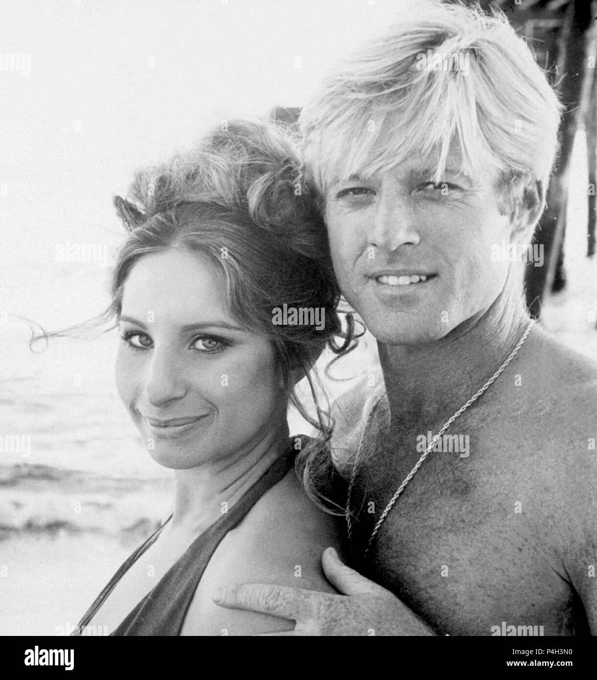 Original Film Title: THE WAY WE WERE.  English Title: THE WAY WE WERE.  Film Director: SYDNEY POLLACK.  Year: 1973.  Stars: BARBRA STREISAND; ROBERT REDFORD. Credit: COLUMBIA PICTURES / Album Stock Photo
