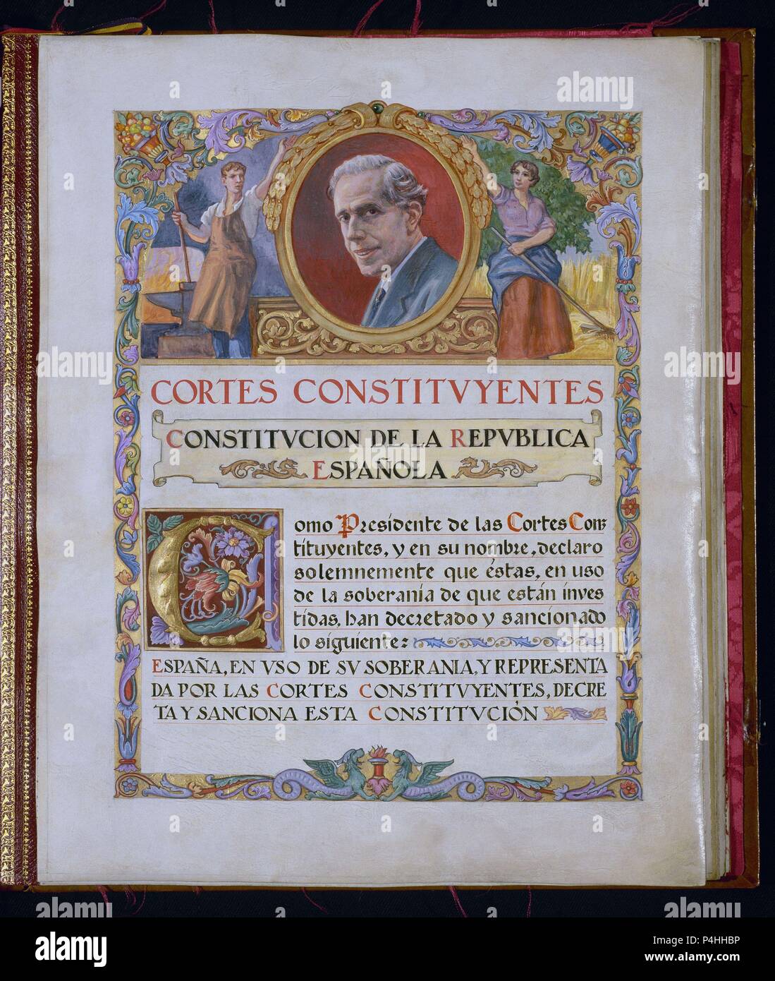 PRIMERA PAGINA DE LA CONSTITUCION DE 1931 CON EL RETRATO DE JULIAN BESTEIRO PRESIDENTE DE LAS CORTES CONSTITUYENTES. Location: CONGRESO DE LOS DIPUTADOS-BIBLIOTECA, MADRID, SPAIN. Stock Photo