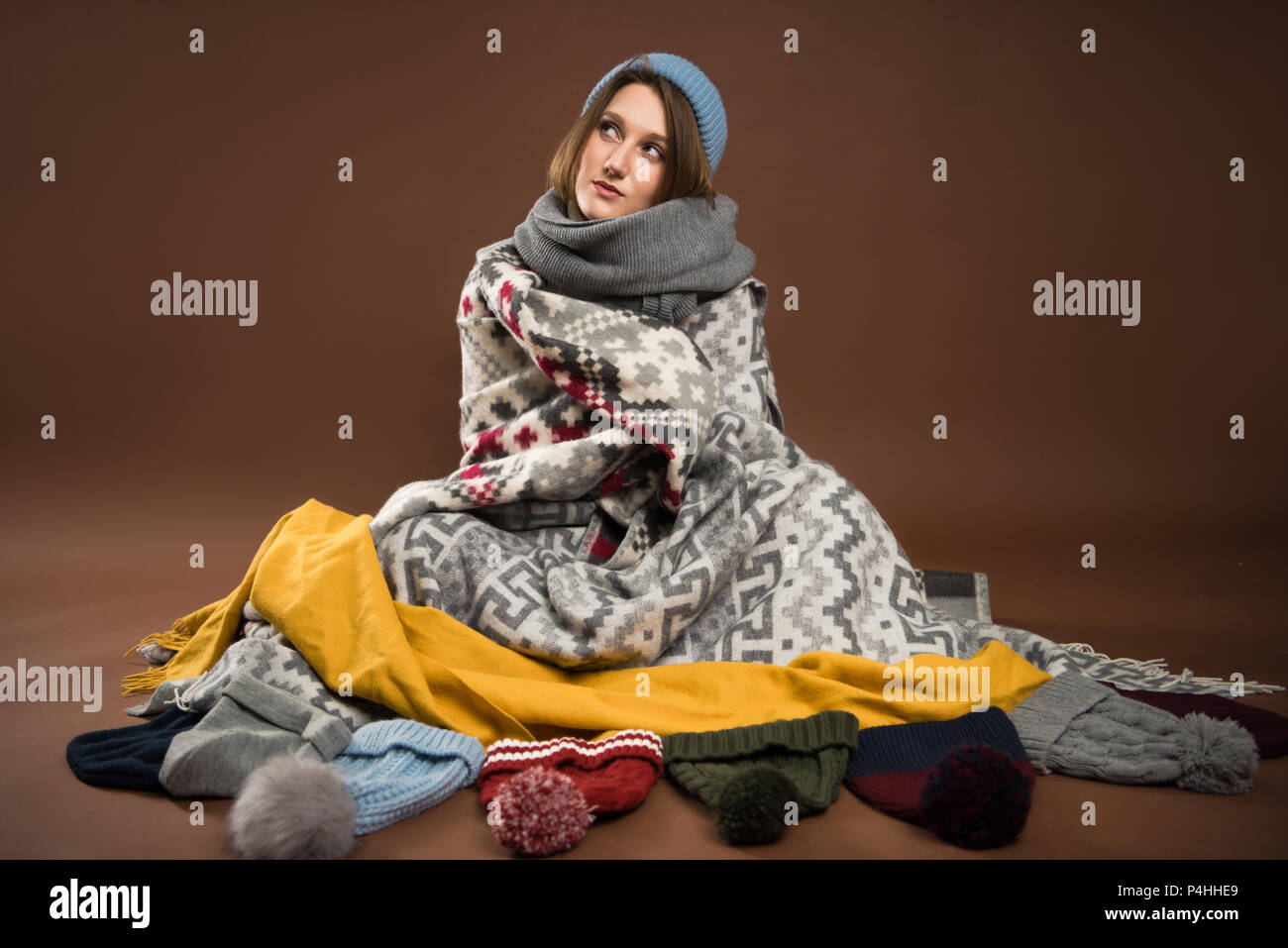 Wrapped up blankets hires stock photography and images Alamy