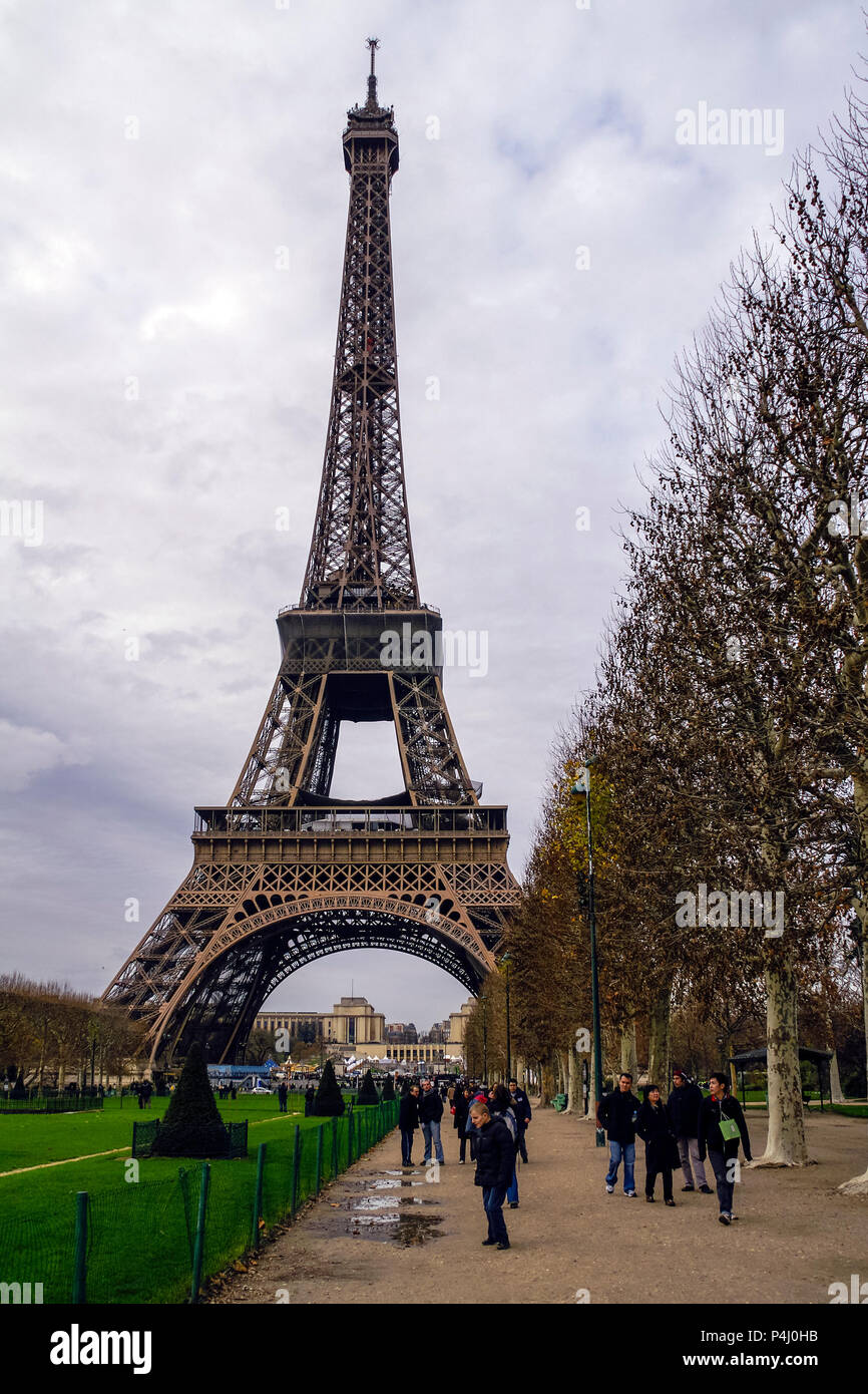 Torre Eiffel. París. Francia Stock Photo - Alamy