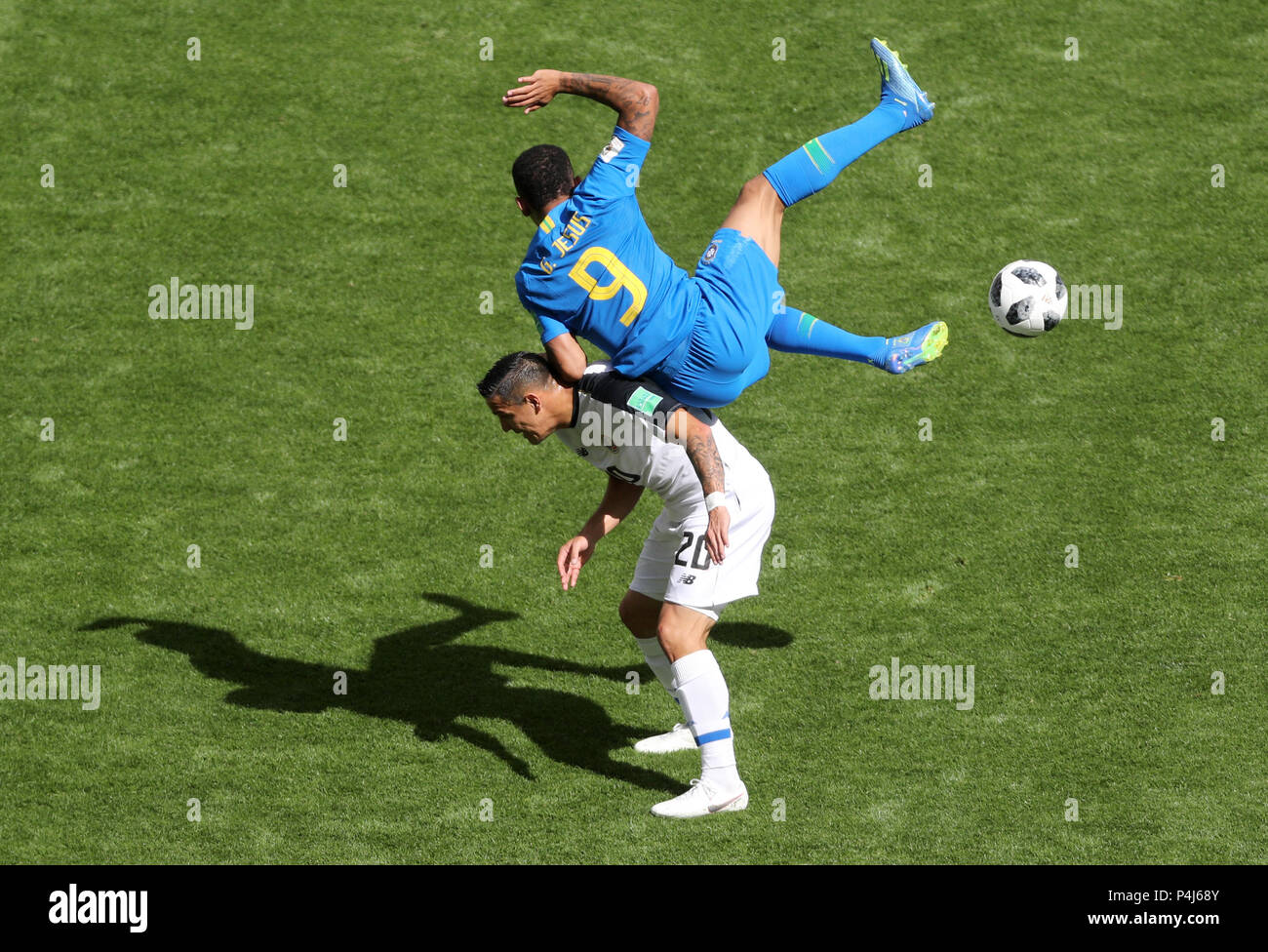 Costa Rica's David Guzman (left) and Brazil's Gabriel Jesus battle for the ball during the FIFA World Cup Group E match at Saint Petersburg Stadium, Russia. Stock Photo