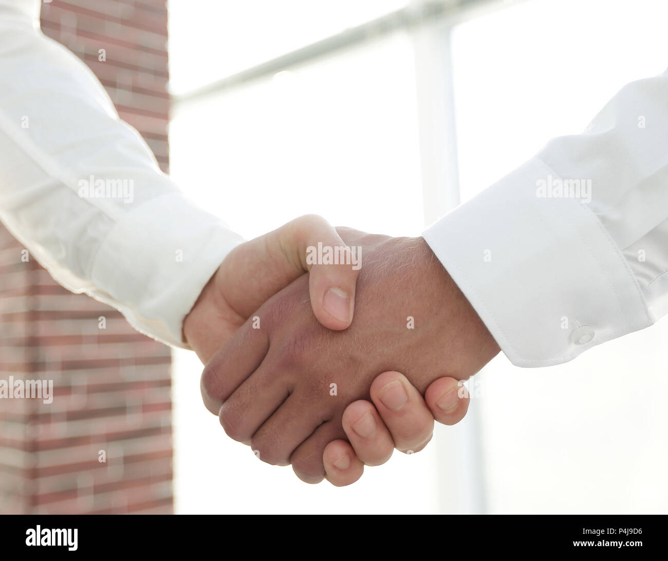 Handshake business aerial hi-res stock photography and images - Alamy