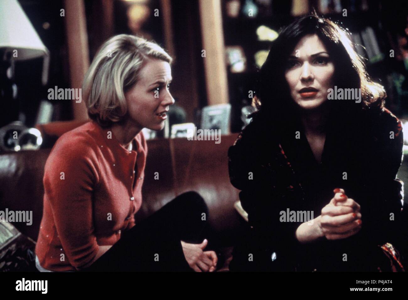 Original Film Title: MULHOLLAND DR..  English Title: MULHOLLAND DRIVE.  Film Director: DAVID LYNCH.  Year: 2001.  Stars: NAOMI WATTS; LAURA HARRING. Credit: THE PICTURE FACTORY ASYMMETRICAL PRODUCTIONS/IMAGINE TELEVIS / Album Stock Photo