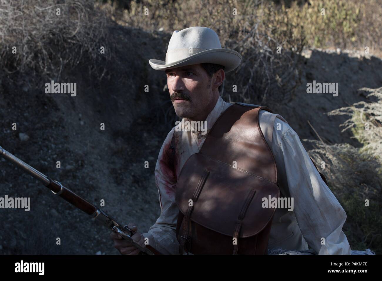 Original Film Title: BONE TOMAHAWK. English Title: BONE TOMAHAWK. Film
