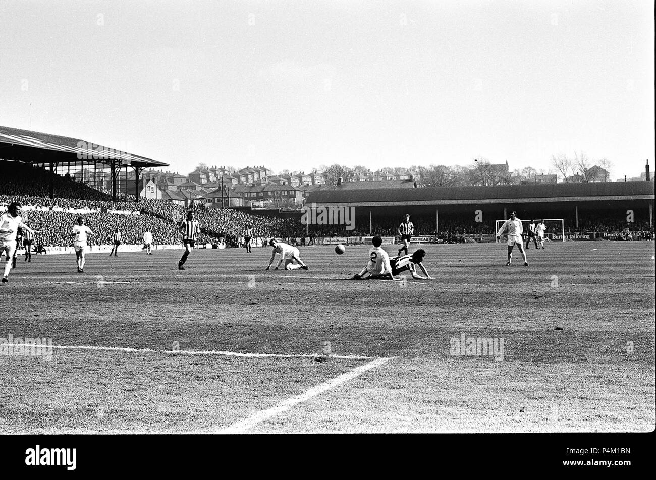 Leeds United v Newcastle United 1974 Stock Photo Alamy