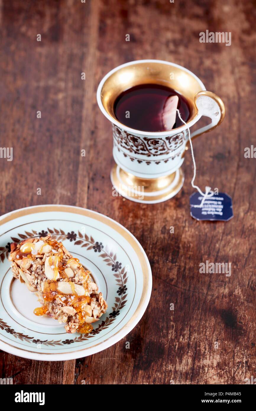 salted caramel muesli bar