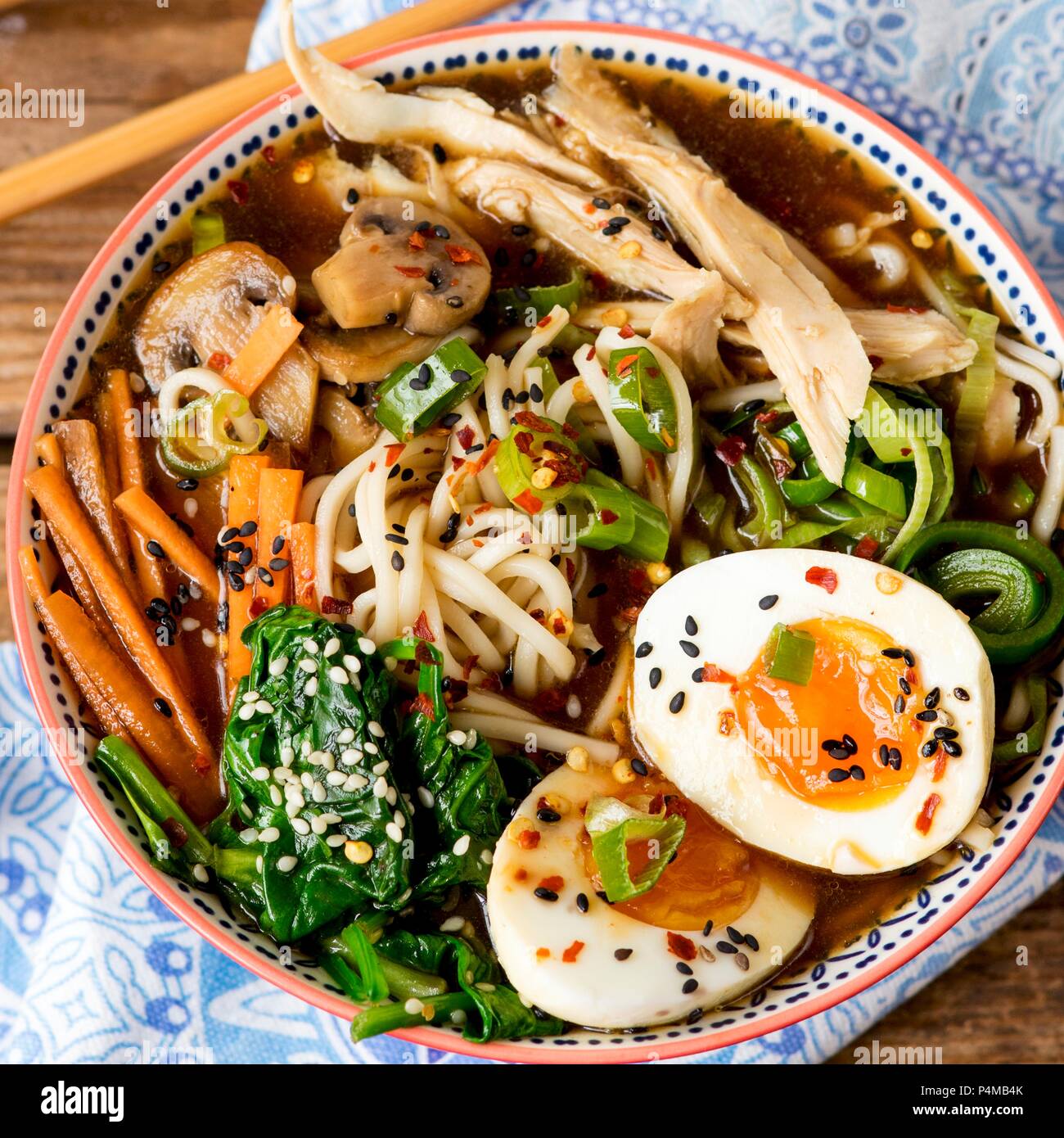 Ramen noodle soup with chicken and boiled eggs (Asia Stock Photo Alamy