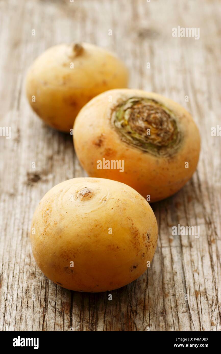 Yellow turnips hires stock photography and images Alamy