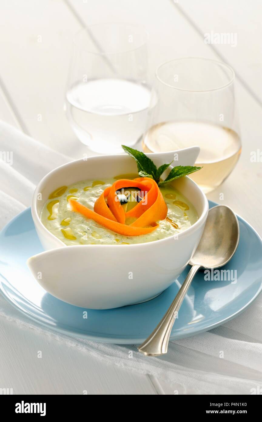 Cold courgette soup Stock Photo Alamy