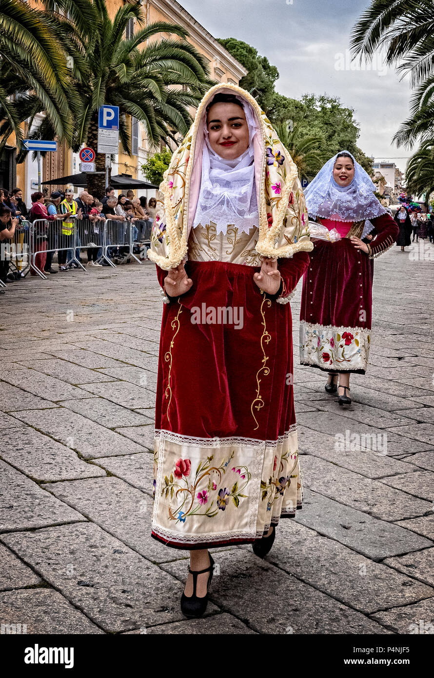 Italy Sardinia Sassari Cavalcata Sarda Festival Osilo Dress Stock Photo Alamy