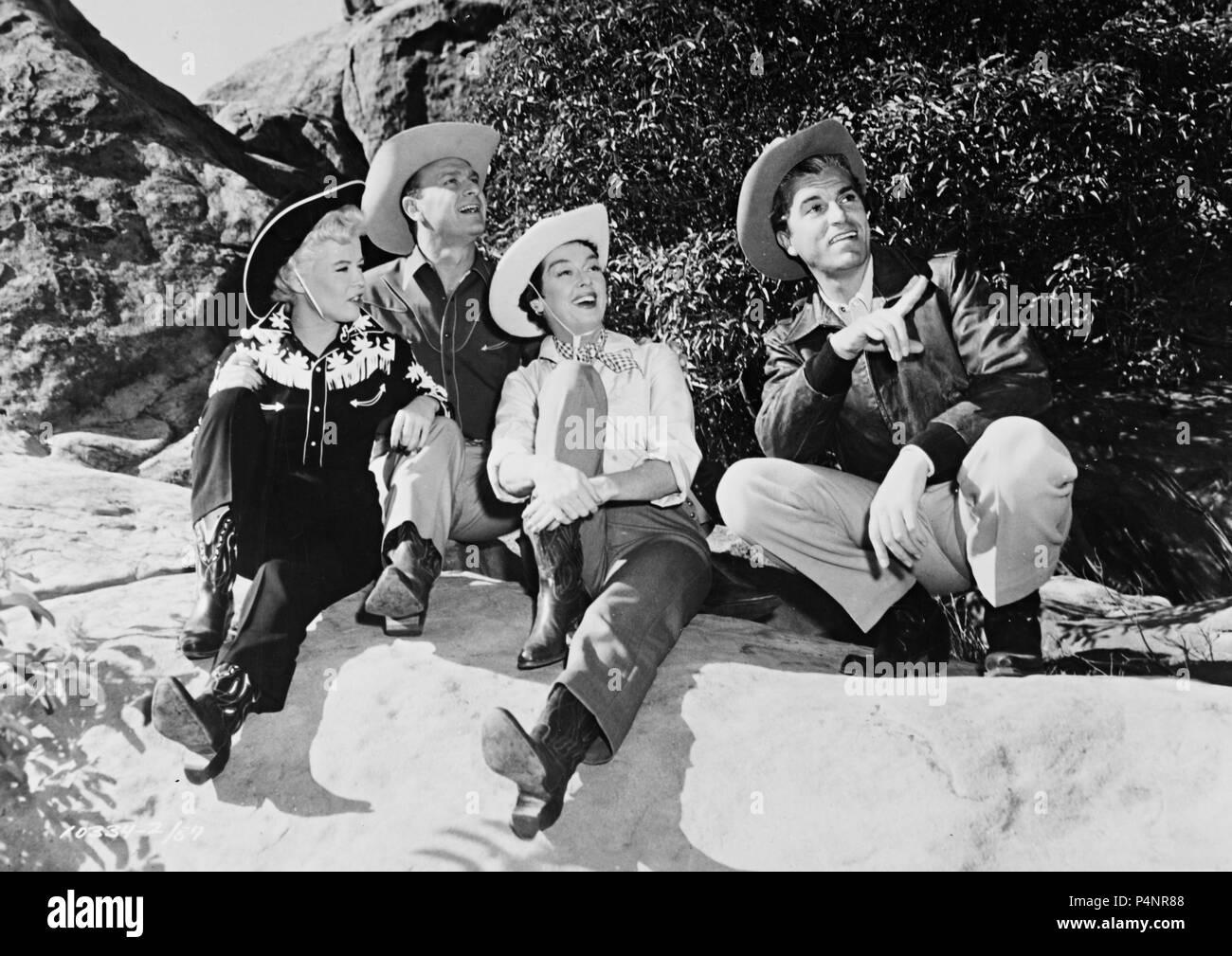 Original Film Title: THE GIRL RUSH.  English Title: THE GIRL RUSH.  Film Director: ROBERT PIROSH.  Year: 1955.  Stars: EDDIE ALBERT; ROSALIND RUSSELL; FERNANDO LAMAS; GLORIA DE HAVEN. Credit: PARAMOUNT PICTURES / Album Stock Photo