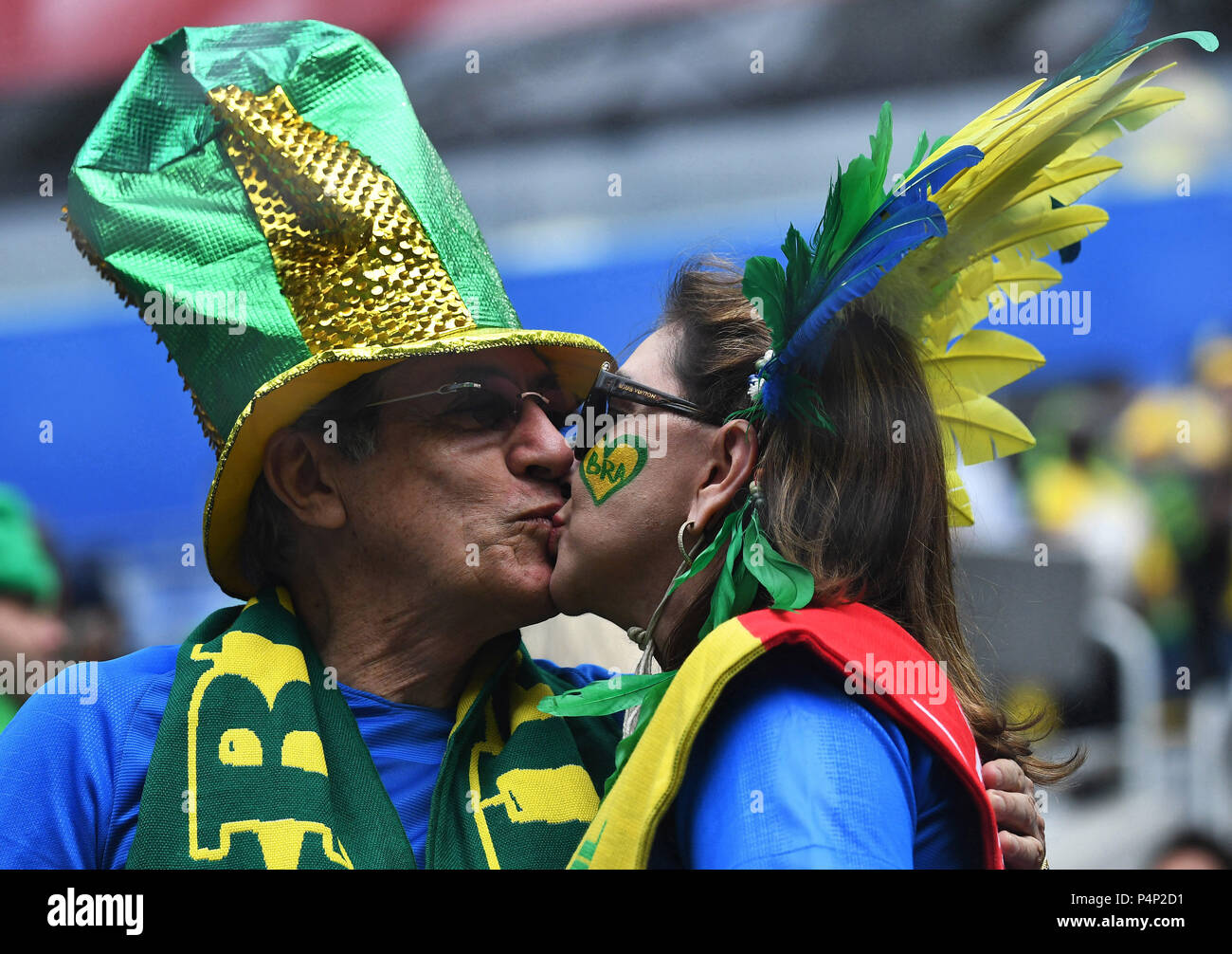 St. Petersburg, Russia. 22nd June, 2018. Russia, St. Petersburg, on June 22, 2018. 2018 FIFA World Cup Russia. The match of the group stage of the FIFA World Cup - 2018 between national teams of Brazil and Costa Rica. In the picture: fans of Brazilian national team. Credit: Andrey Pronin/ZUMA Wire/Alamy Live News Stock Photo