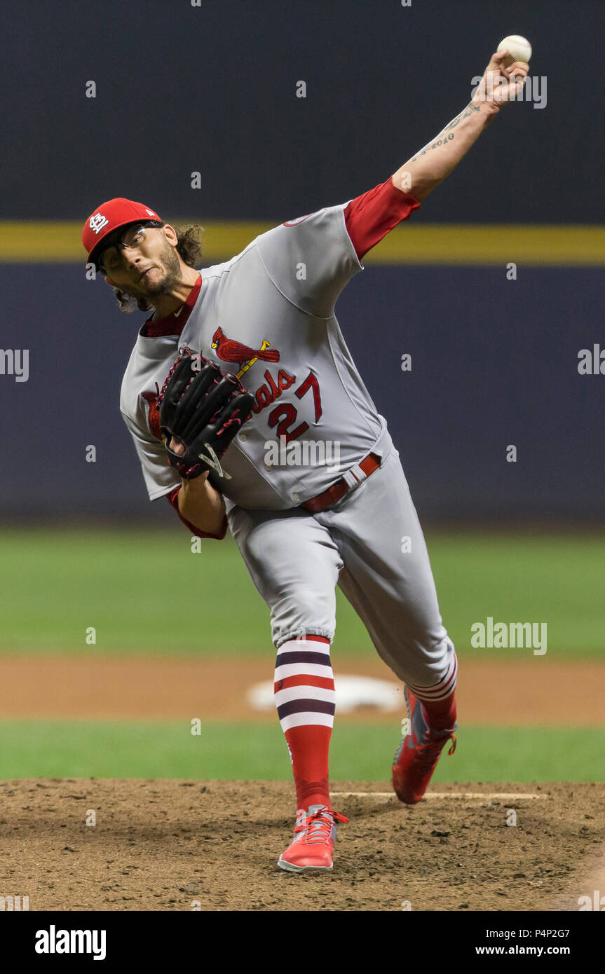 Milwaukee wi usa 21st june 2018 st louis cardinals relief pitcher