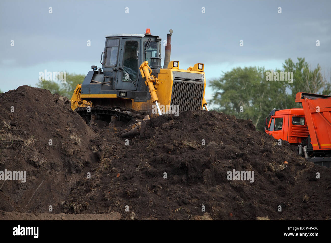 Heavy machine vehicle hires stock photography and images Alamy