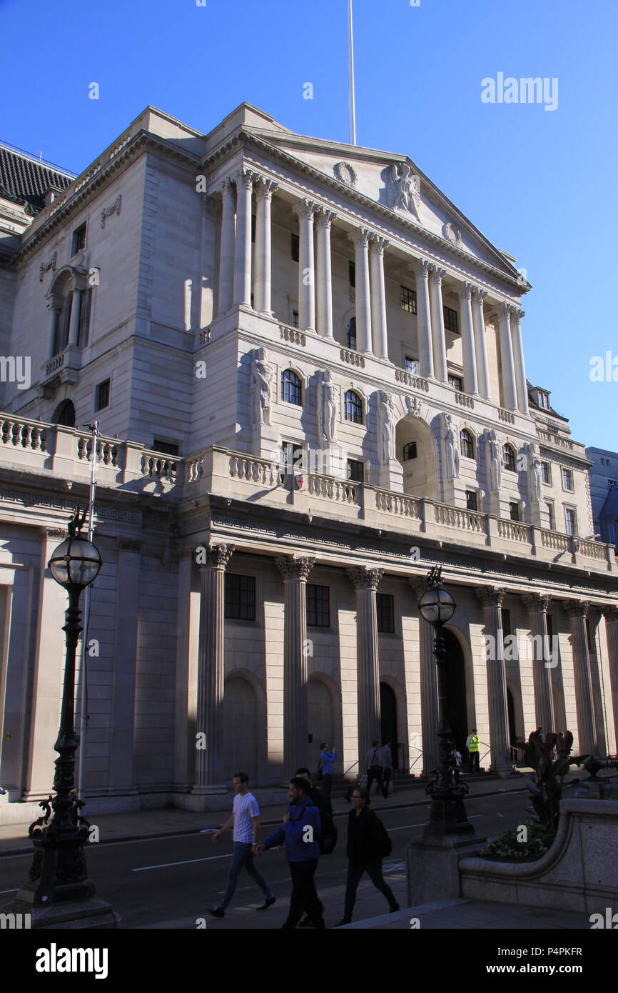The Bank of England (owned by the UK Government) in the financial district of London, England, UK PETER GRANT Stock Photo