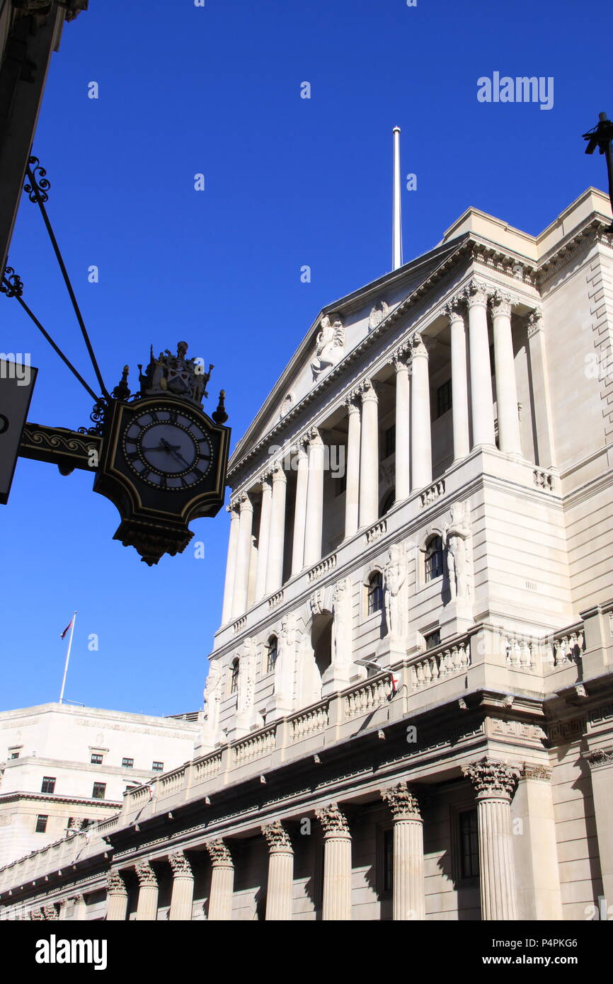 The Bank of England (owned by the UK Government) in the financial district of London, England, UK PETER GRANT Stock Photo
