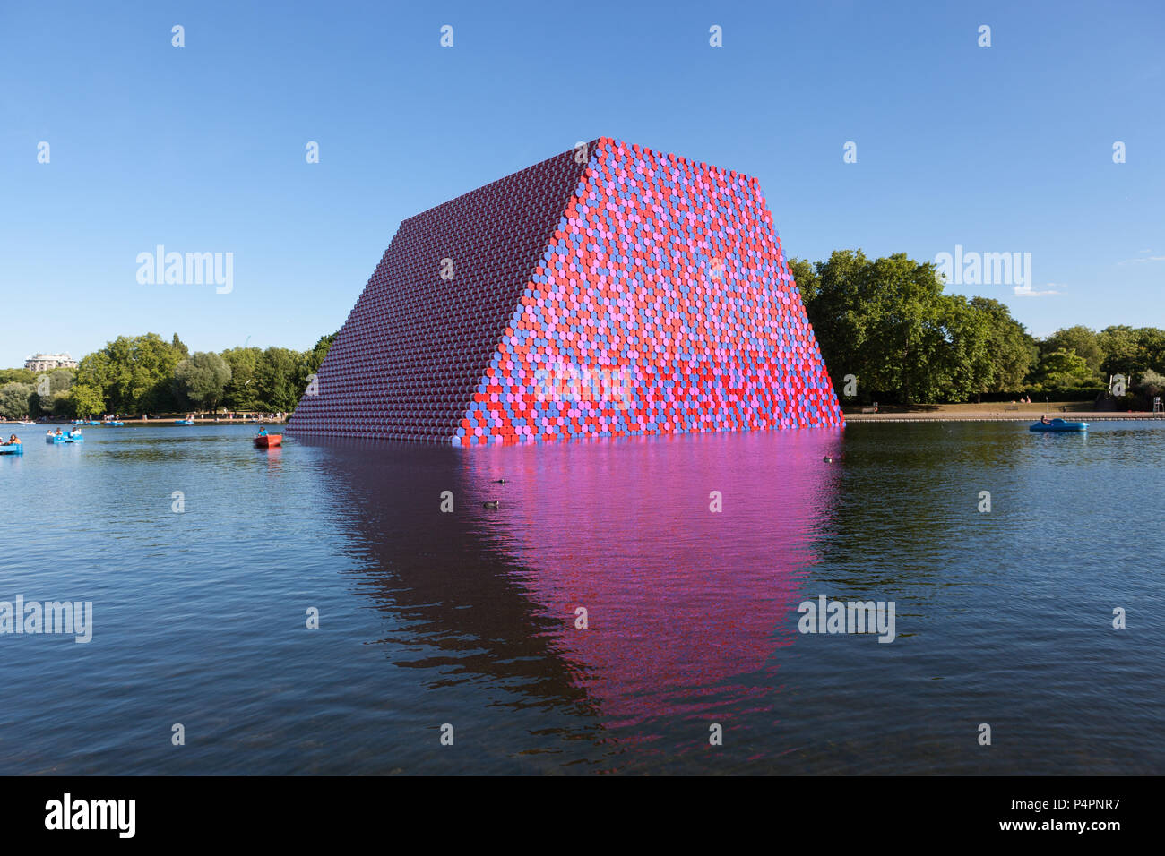 London Mastaba on Serpentine Lake in Hyde Park created by Christo. Stock Photo