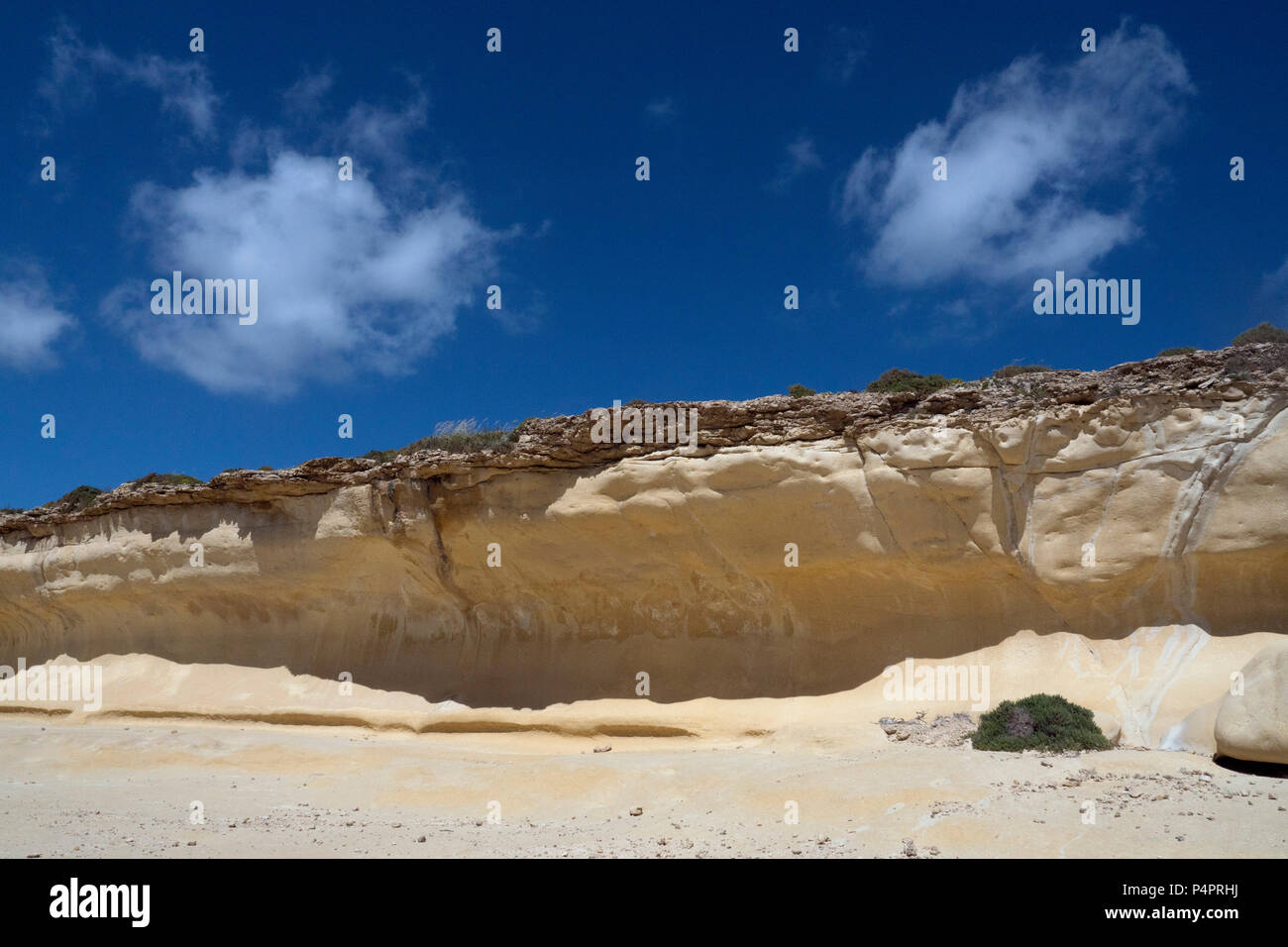 Cavity in rock hi-res stock photography and images - Alamy