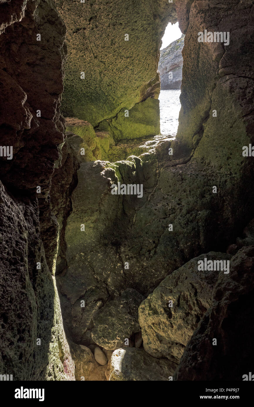 Cavity in rock hi-res stock photography and images - Alamy