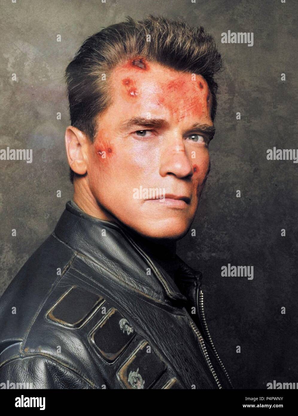 Арнольд шварценеггер терминатор. Арнольд шварценеггер в фильме терминатор 1. Терминатор арнольд шварценеггер эволюция. Арнольд шварц 2021. Arnold schwarzenegger terminator 2 тогда сейчас.