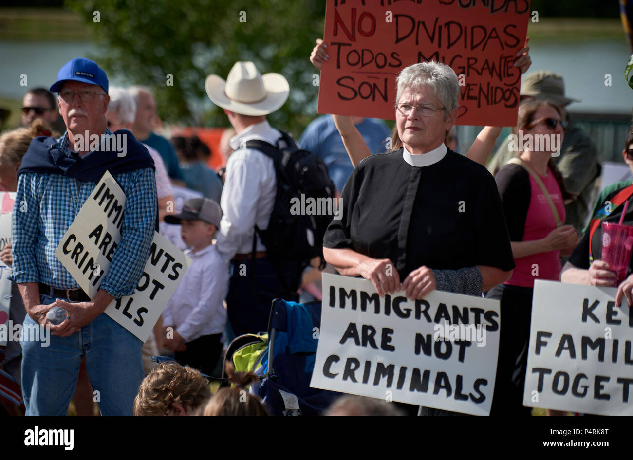 People participate in a rally outside a federal detention center in Sheridan, Oregon, protesting US government immigration policy. Stock Photo