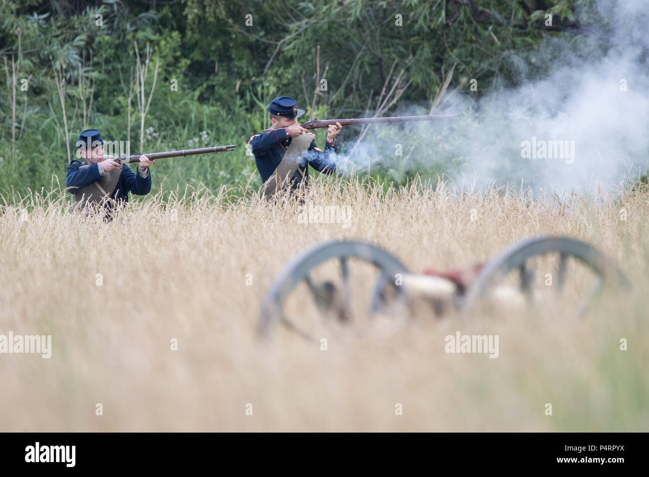 Black american civil war reenactors hi-res stock photography and images ...