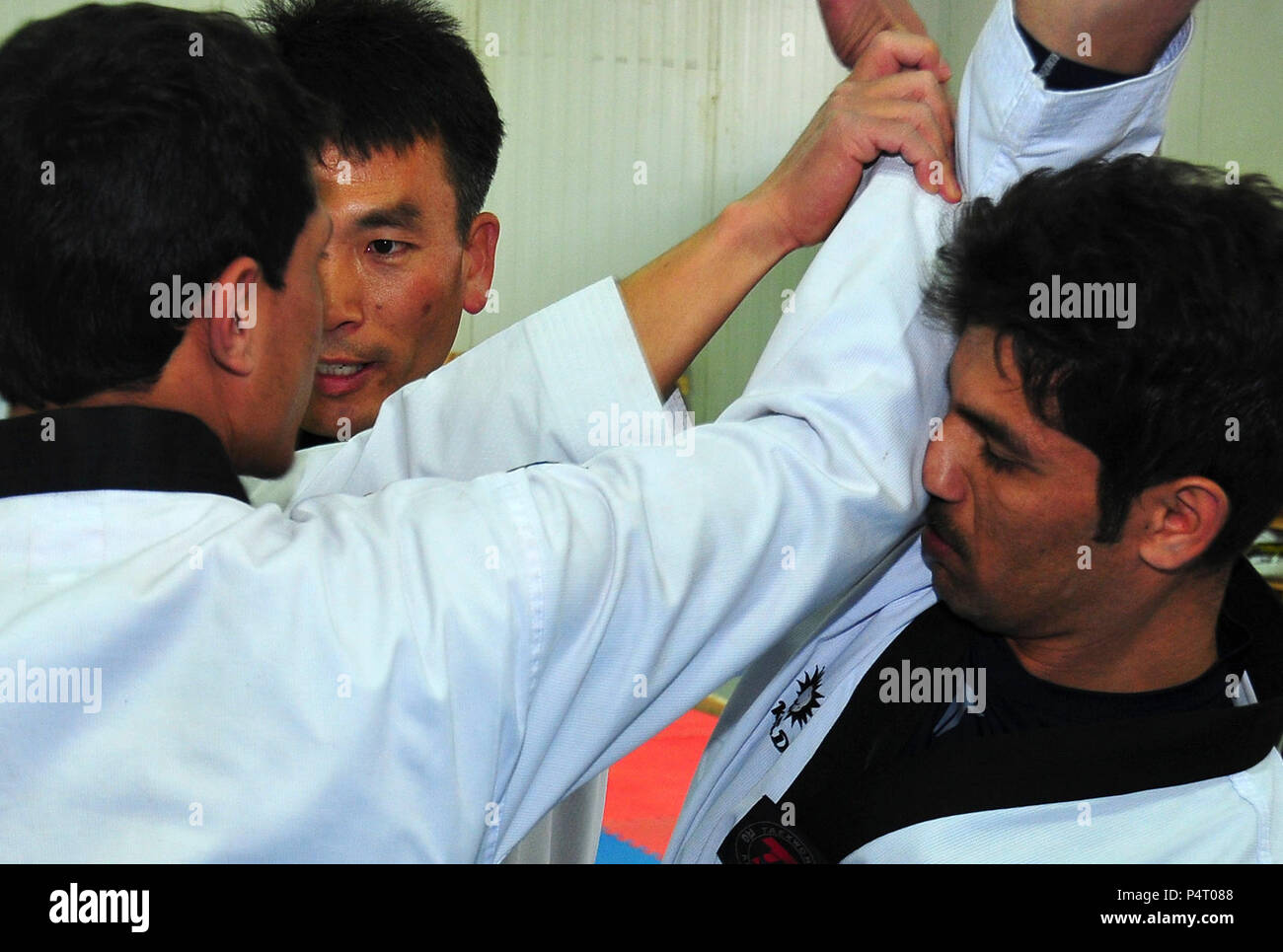 PARWAN, Afghanistan (Jan. 27, 2012) Afghan National Police students learn Taekwondo from