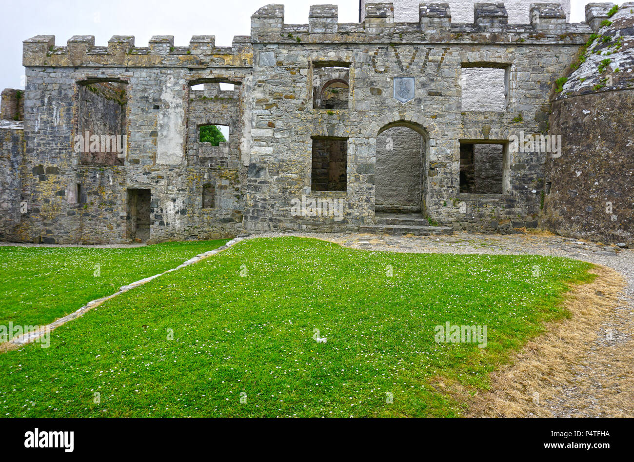 Macsuibhne castle hi-res stock photography and images - Alamy