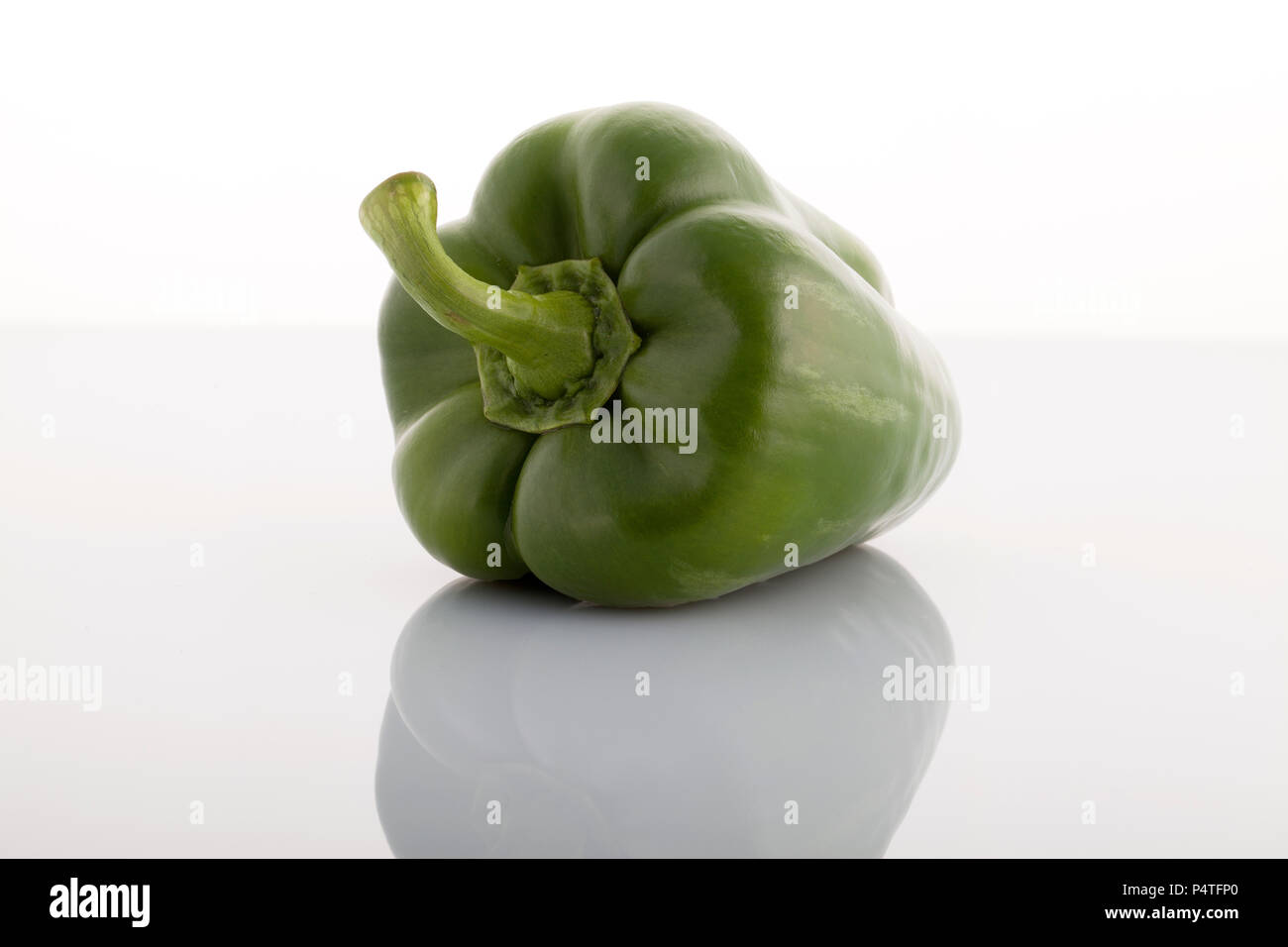 Grune paprika hi-res stock photography and images - Alamy