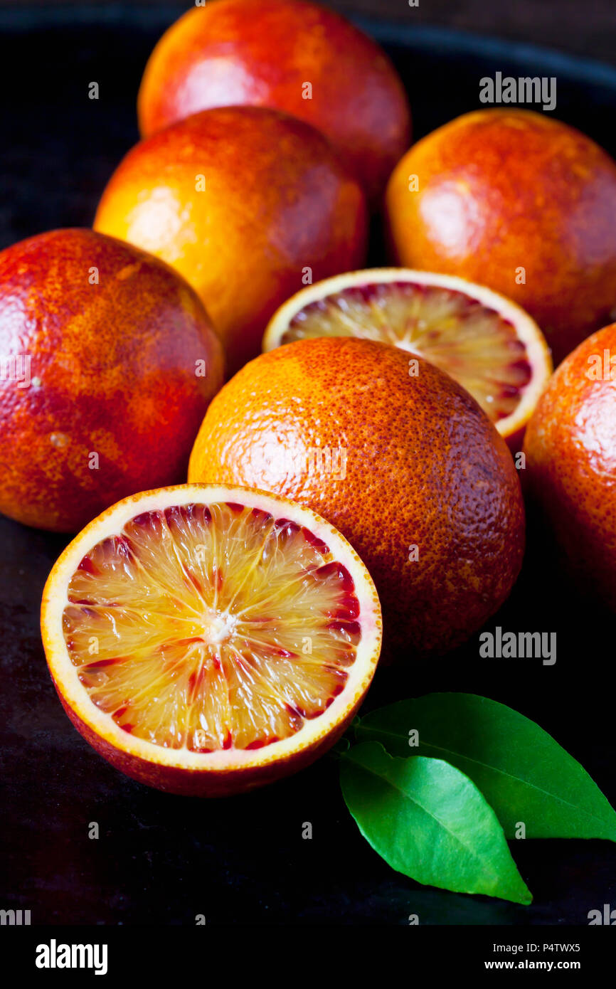 Whole and sliced close up hi-res stock photography and images - Alamy