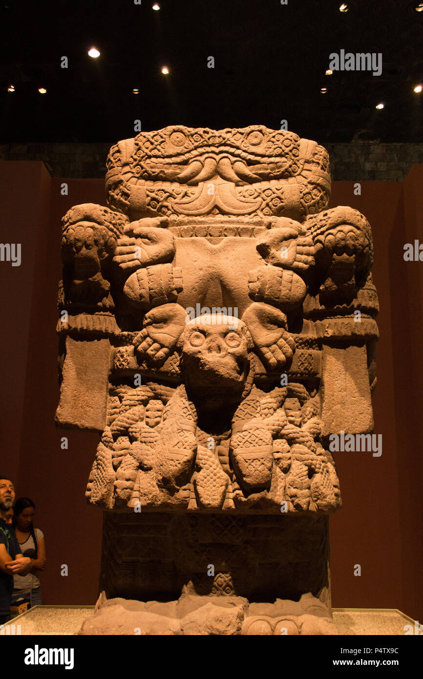 Coatlicue, Museo Nacional de Antropología e Historia, Mëxico Stock Photo -  Alamy