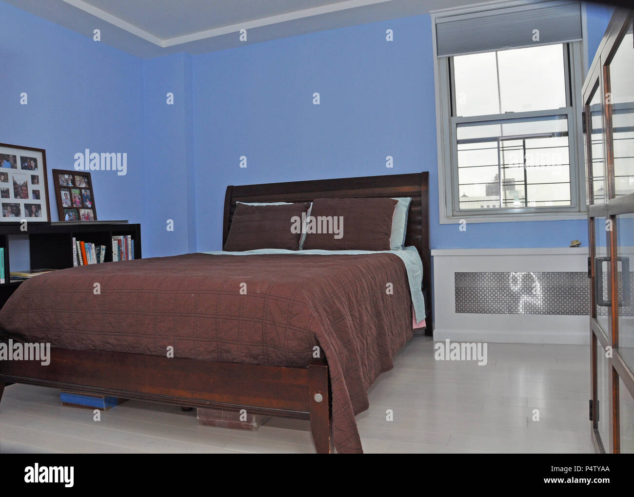 New York Ny Interior Photos Of A Small Manhattan Apartment