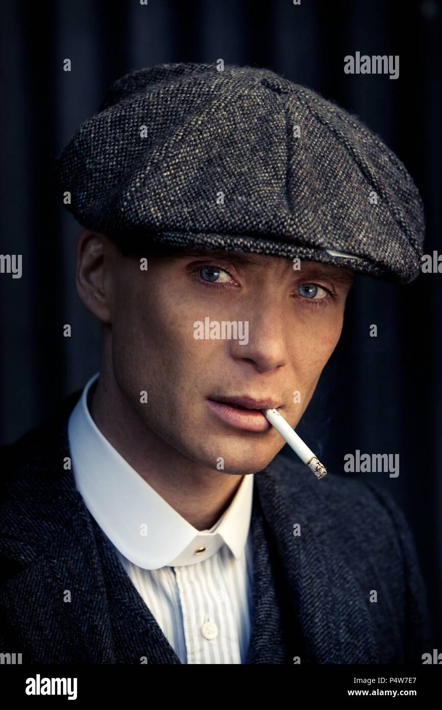 Description: Season 1.  Original Film Title: PEAKY BLINDERS.  English Title: PEAKY BLINDERS.  Film Director: STEVEN KNIGHT.  Year: 2013.  Stars: CILLIAN MURPHY. Credit: BRITISH BROADCASTING CORPORATION (bbc) / Album Stock Photo