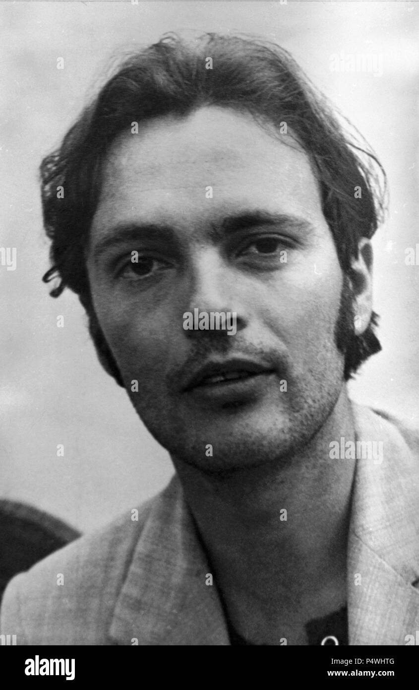 Antonio hernandez hires stock photography and images Alamy