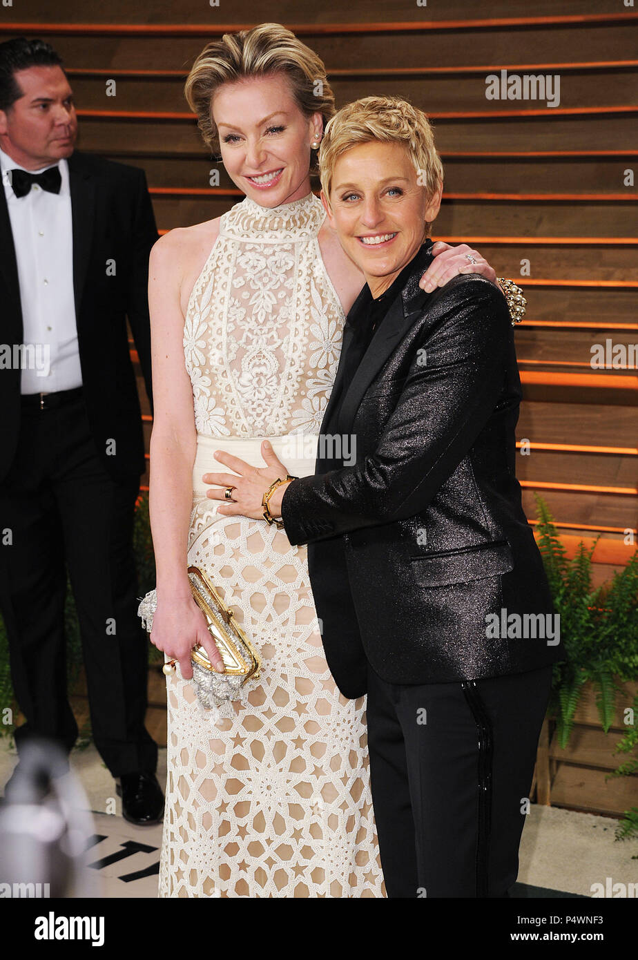 Ellen Degeneres 2014 Oscars High Resolution Stock Photography and Images -  Alamy