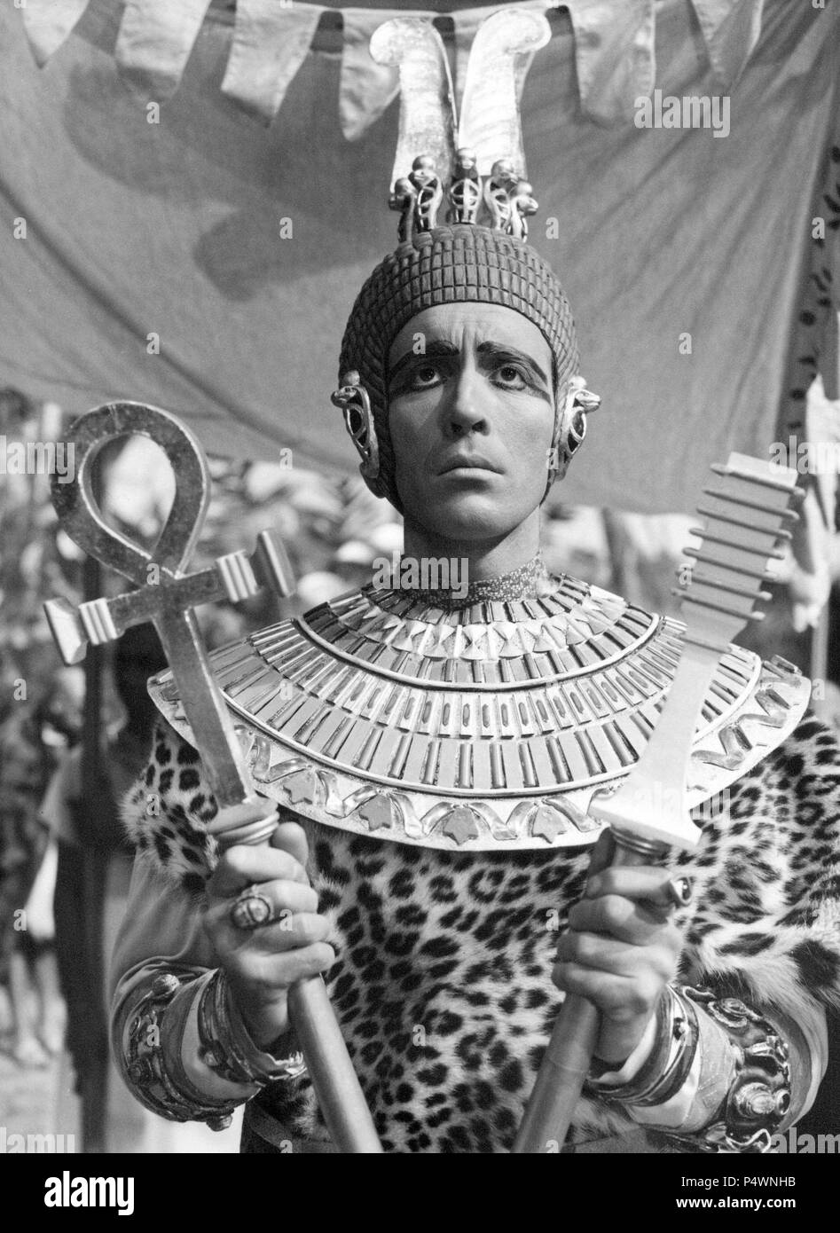 Original Film Title: THE MUMMY.  English Title: THE MUMMY.  Film Director: TERENCE FISHER.  Year: 1959.  Stars: CHRISTOPHER LEE. Credit: HAMMER / Album Stock Photo