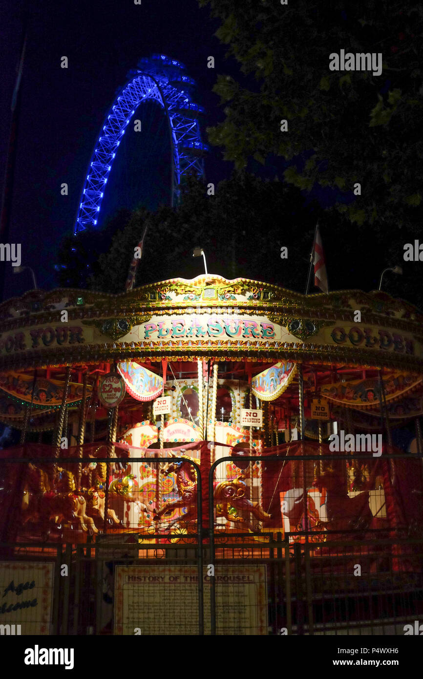 The Ferris wheel Golden Eye in London Stock Photo - Alamy