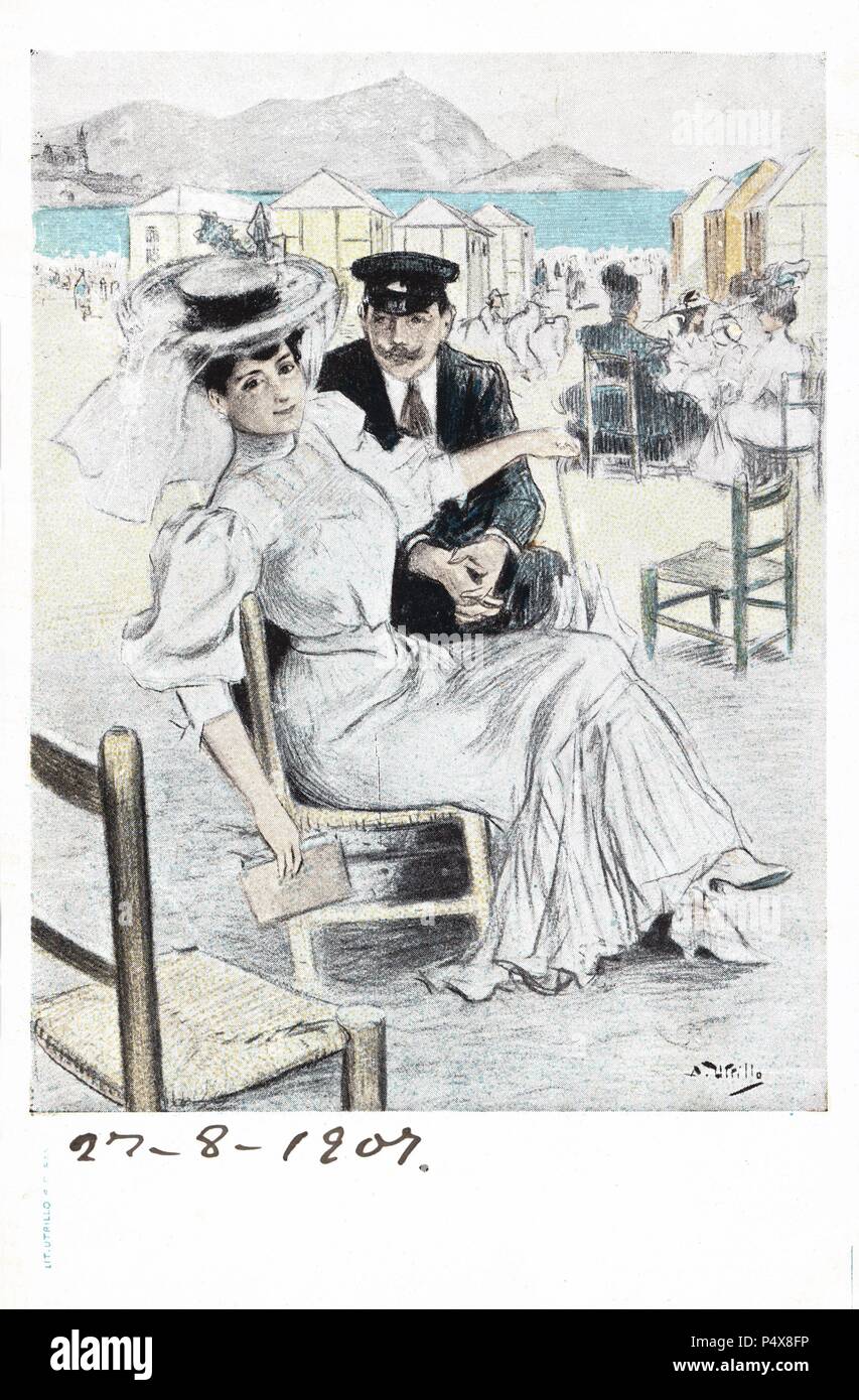 Tarjeta postal. Escenas de baño en la costa de Barcelona. Hombre y mujer sentados en una silla en la playa. Años 1905. Stock Photo