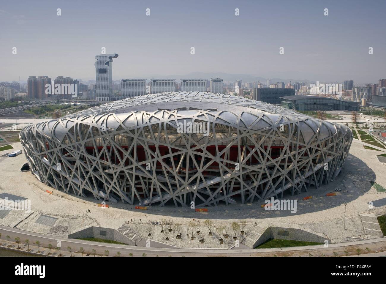 China. Beijing National Stadium (Bird's Nest), built for the 2008 Olympic  Games by Jacques Herzog and Pierre de Meuron. Construction Stock Photo -  Alamy