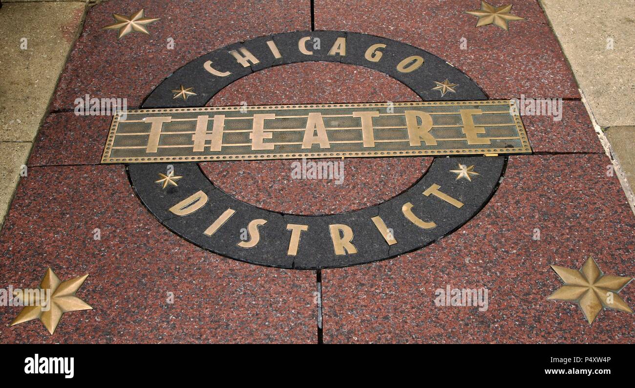 'CHICAGO THEATRE DISTRICT'. Inscripción en el pavimento de la Avenida Michigan. CHICAGO. Estado de Illinois. Estados Unidos. Stock Photo