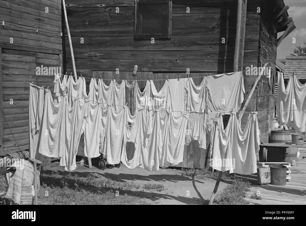 Clothesline, Winton, Minnesota, USA, Russell Lee, U.S. Resettlement Administration, August 1937 Stock Photo