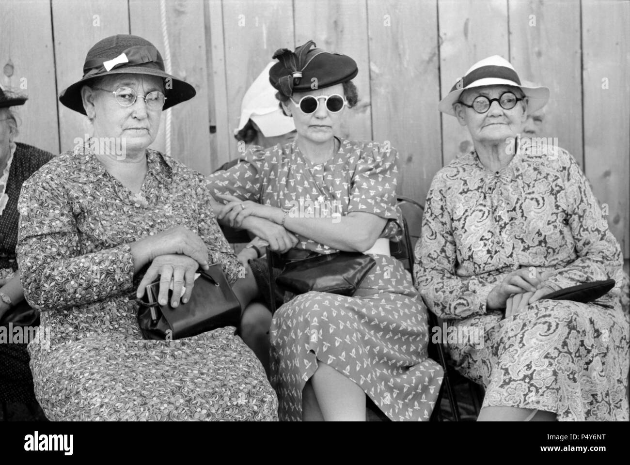 Three Women at 4-H Club Fair, Cimarron, Kansas, USA, Russell Lee, Farm Security Administration, August 1939 Stock Photo