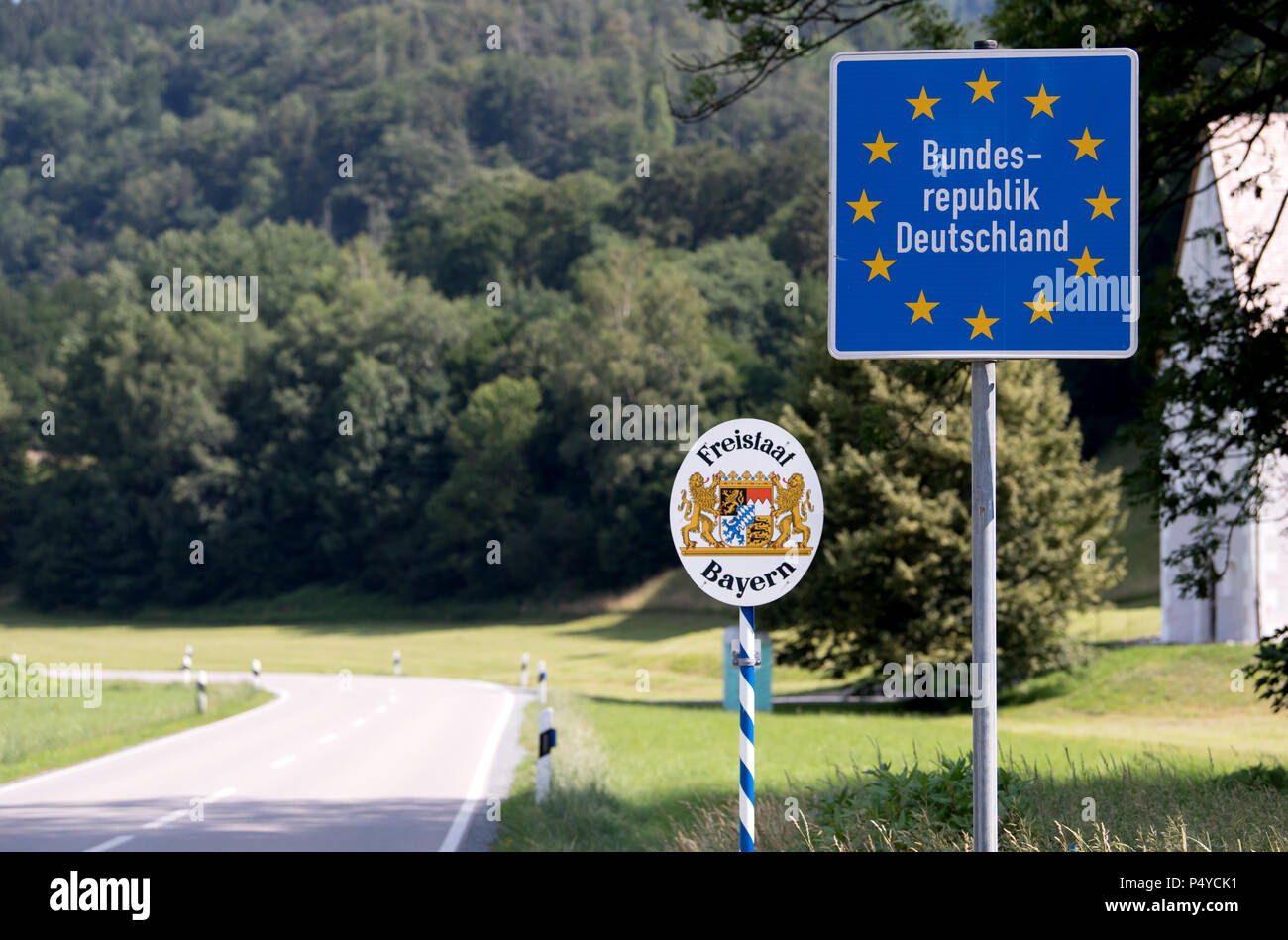 австрия коронавирус. австрия въезд. австрия границы. австрия въезд. граница германии чехии и австрии.