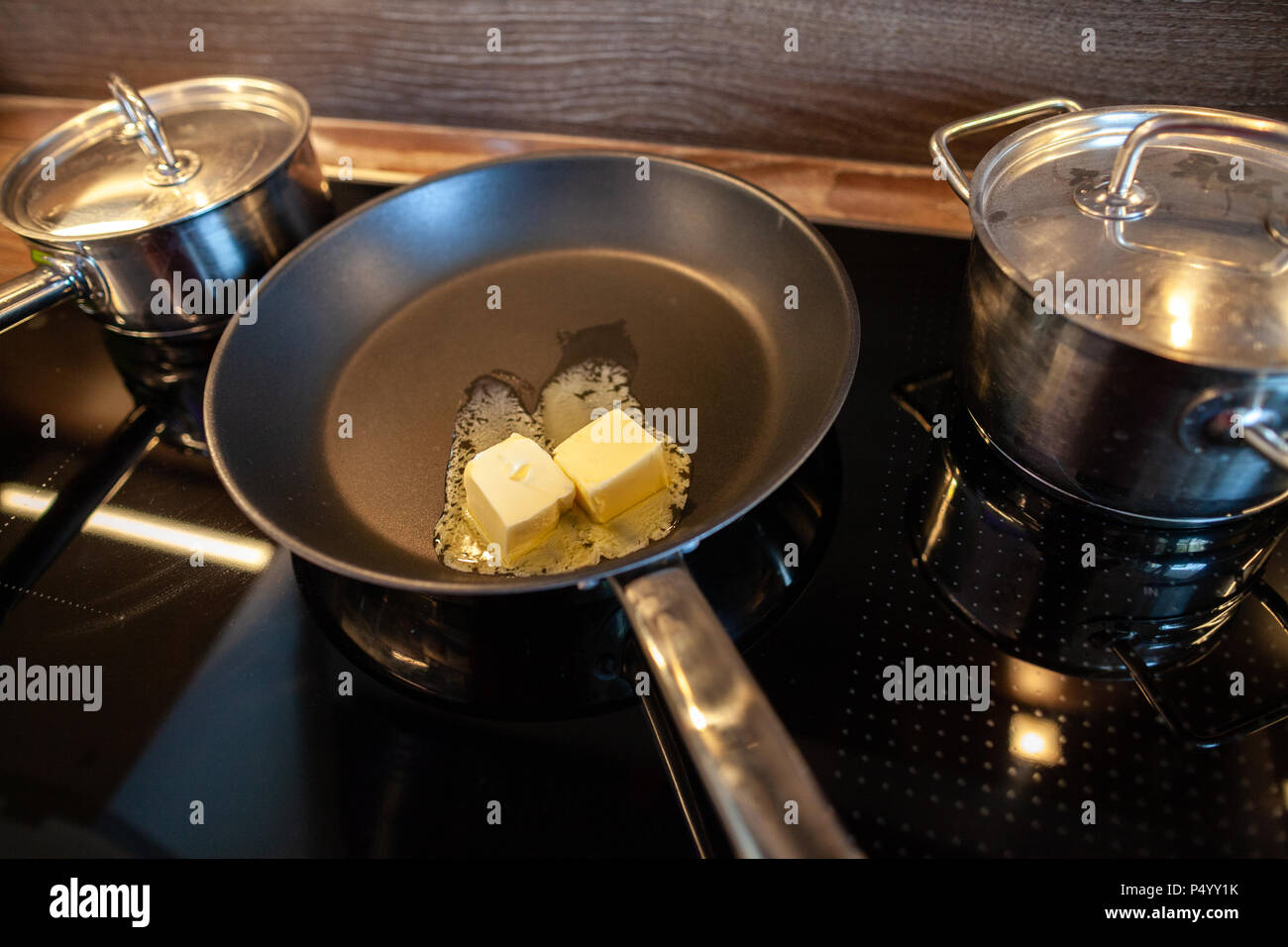 Margarine melting in frying pan hires stock photography and images Alamy