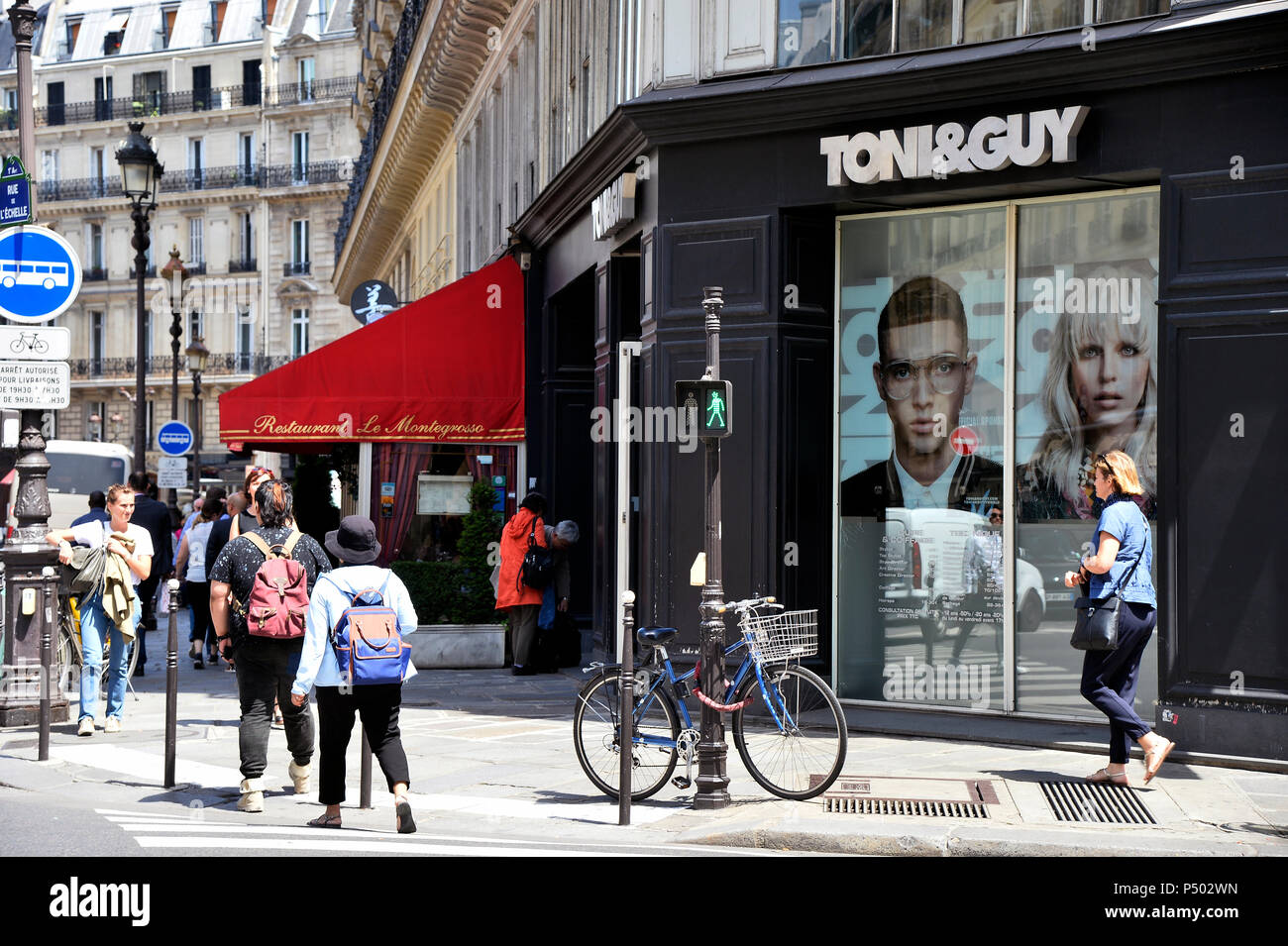 Toni & Guy hairdresser store - Paris - France Stock Photo