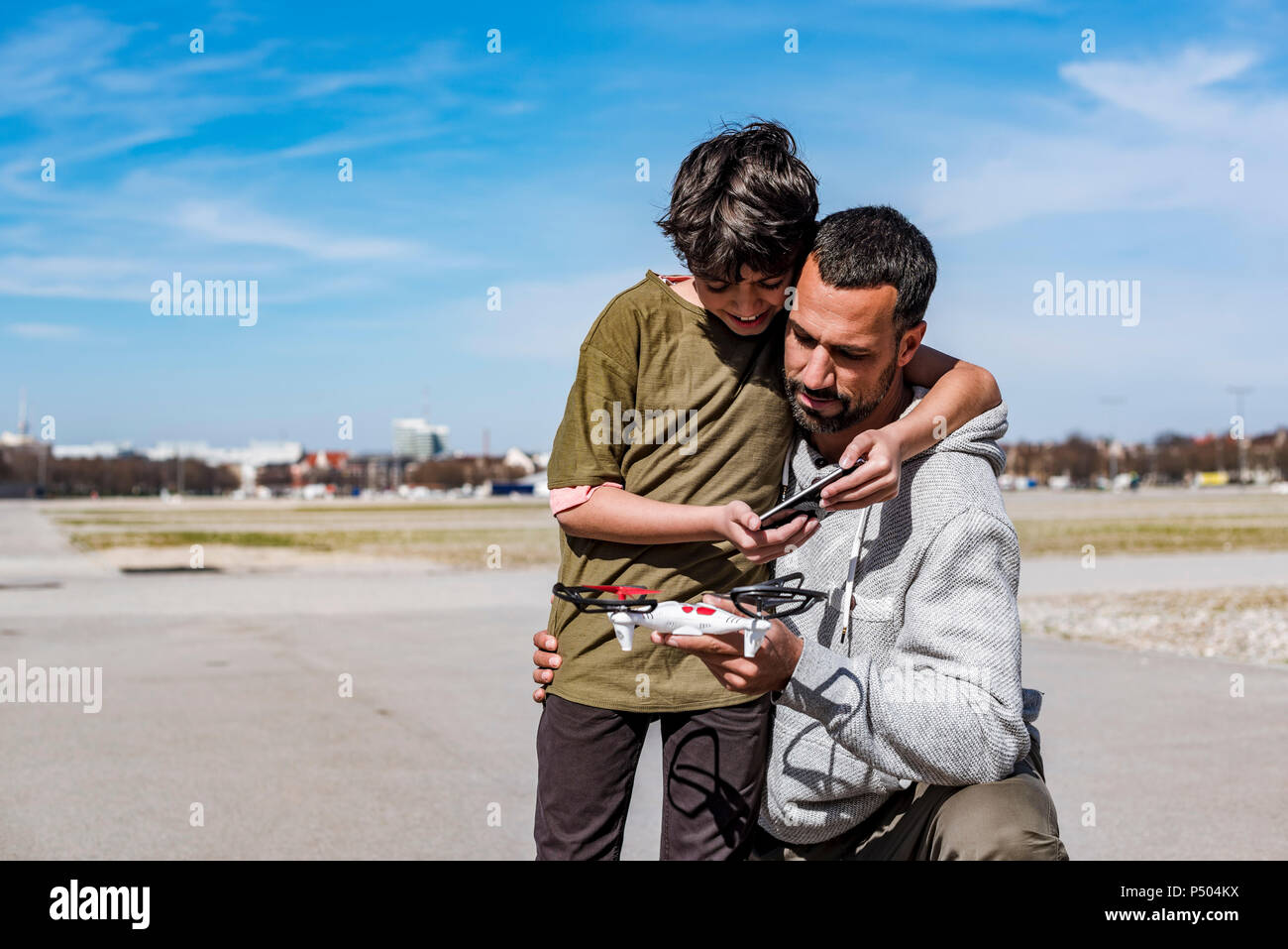 Father and son hi-res stock photography and images - Alamy