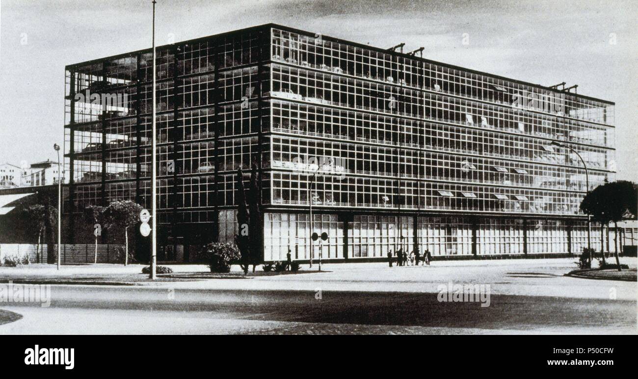 S.E.A.T. factory in Barcelona's Zona Franca. Car store. Exterior. 'Journal of Architecture', 1960. No. 41. National Library. Madrid. Stock Photo